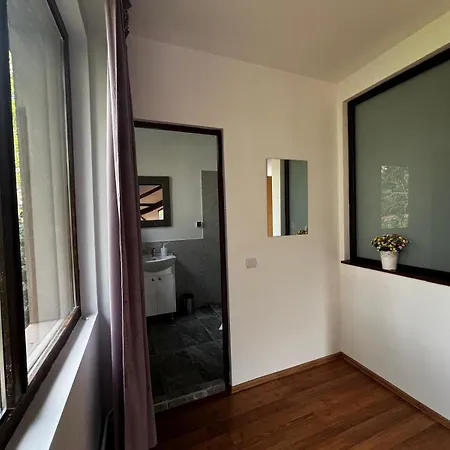 Casa Cu Padure Holiday home *