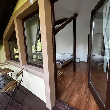 Casa Cu Padure *